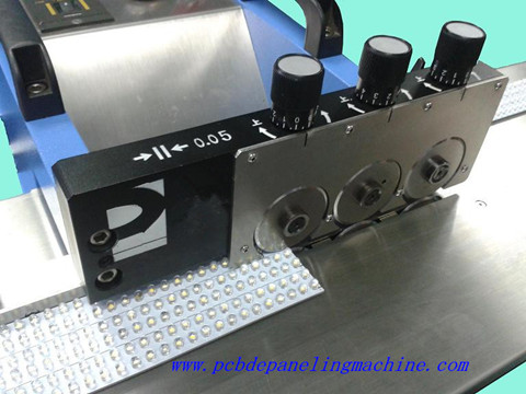 1200 mm T8 LED PCB Depaneling Machine with 1.5M / 2.4M Platform